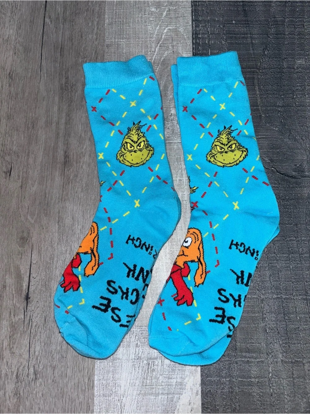💙NEW McDonald's 2 PAIRS Grinch Blue Crew Socks